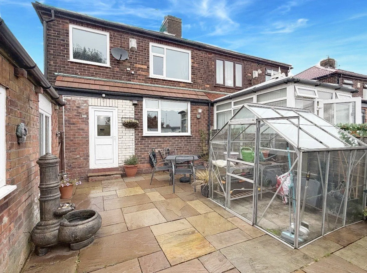 Glamis Avenue, Hopwood, OL10, photo 17
