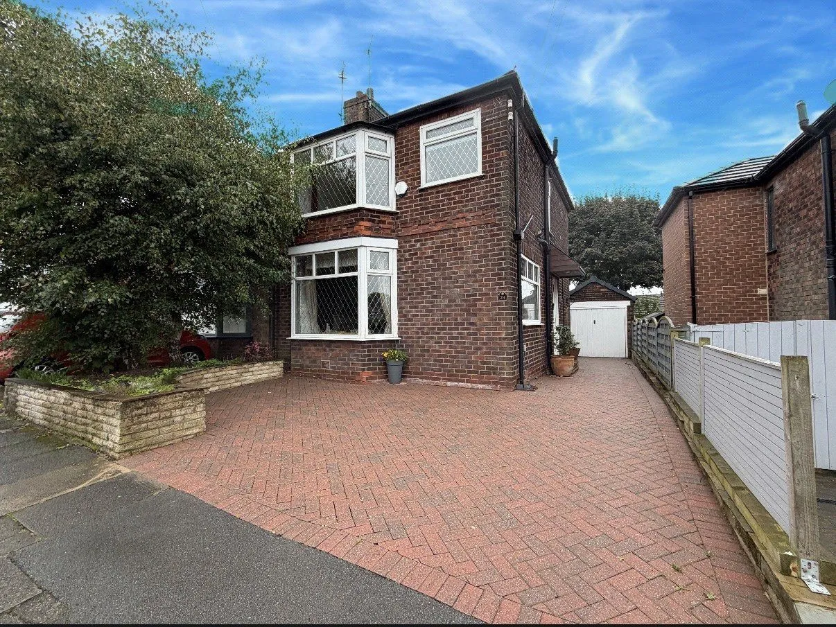 Glamis Avenue, Hopwood, OL10, photo 8