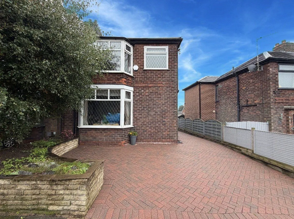 Glamis Avenue, Hopwood, OL10, photo 27