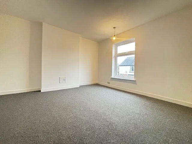 Marlborough Road, Kirkby-In-Ashfield, NG17, photo 10