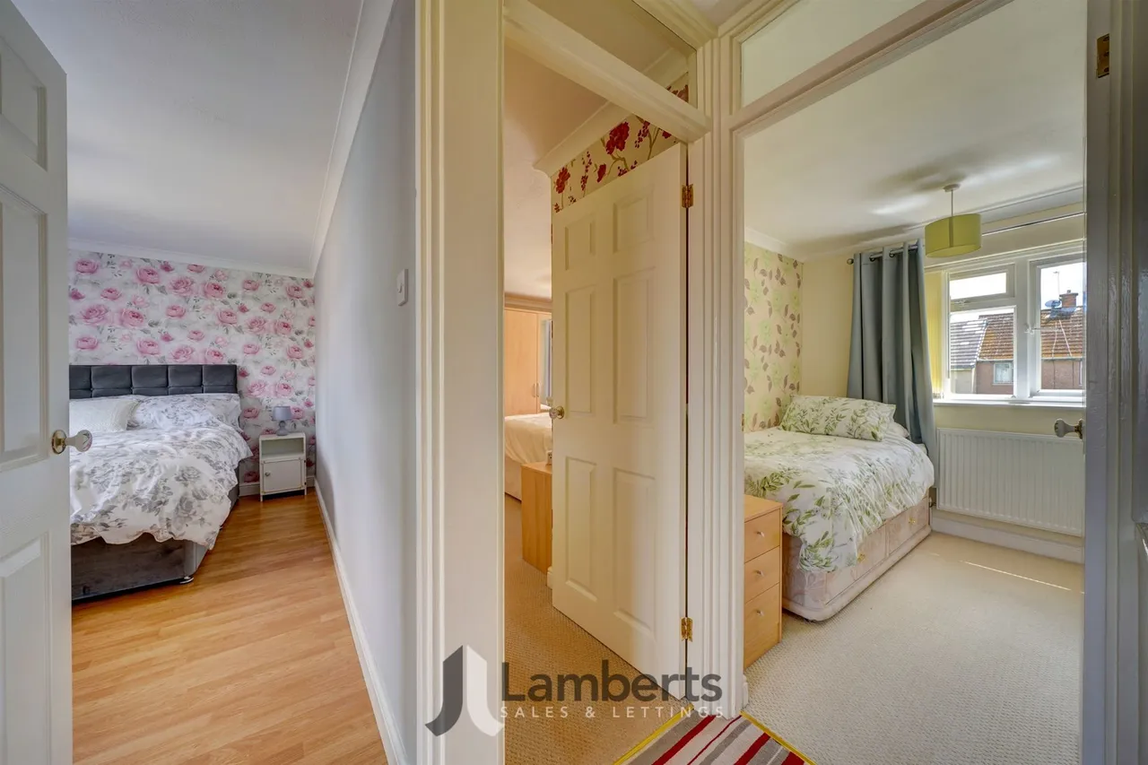 8 Stanley Close, Redditch, photo 13