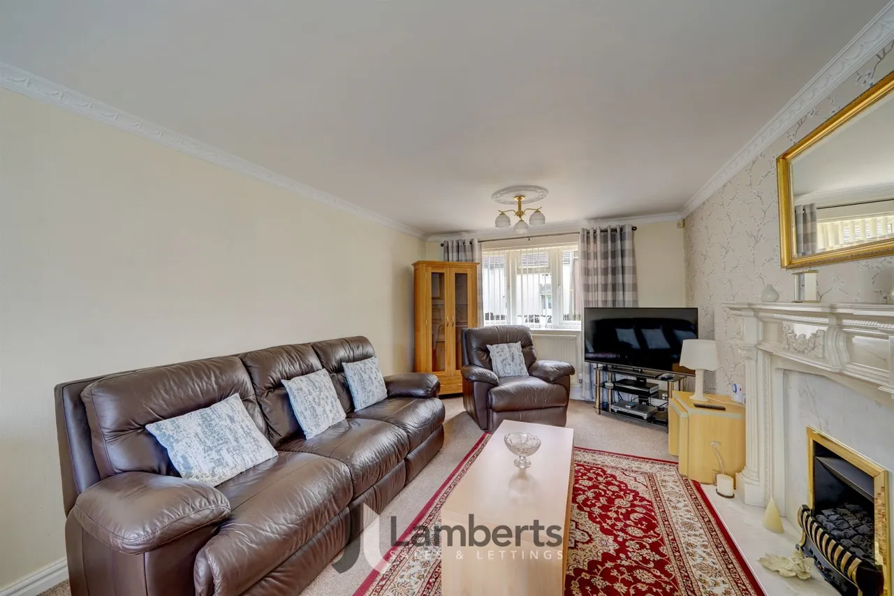 8 Stanley Close, Redditch, photo 7