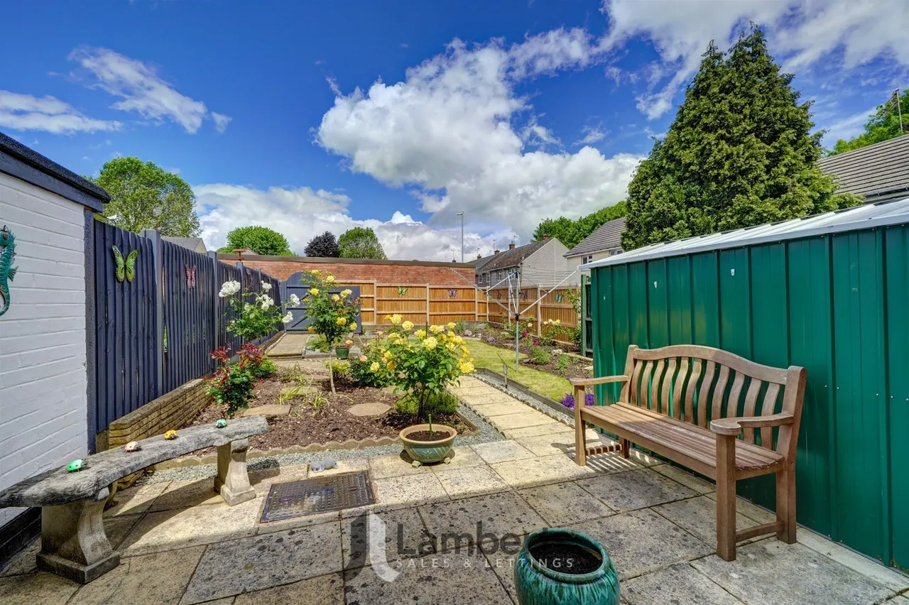 8 Stanley Close, Redditch, photo 14