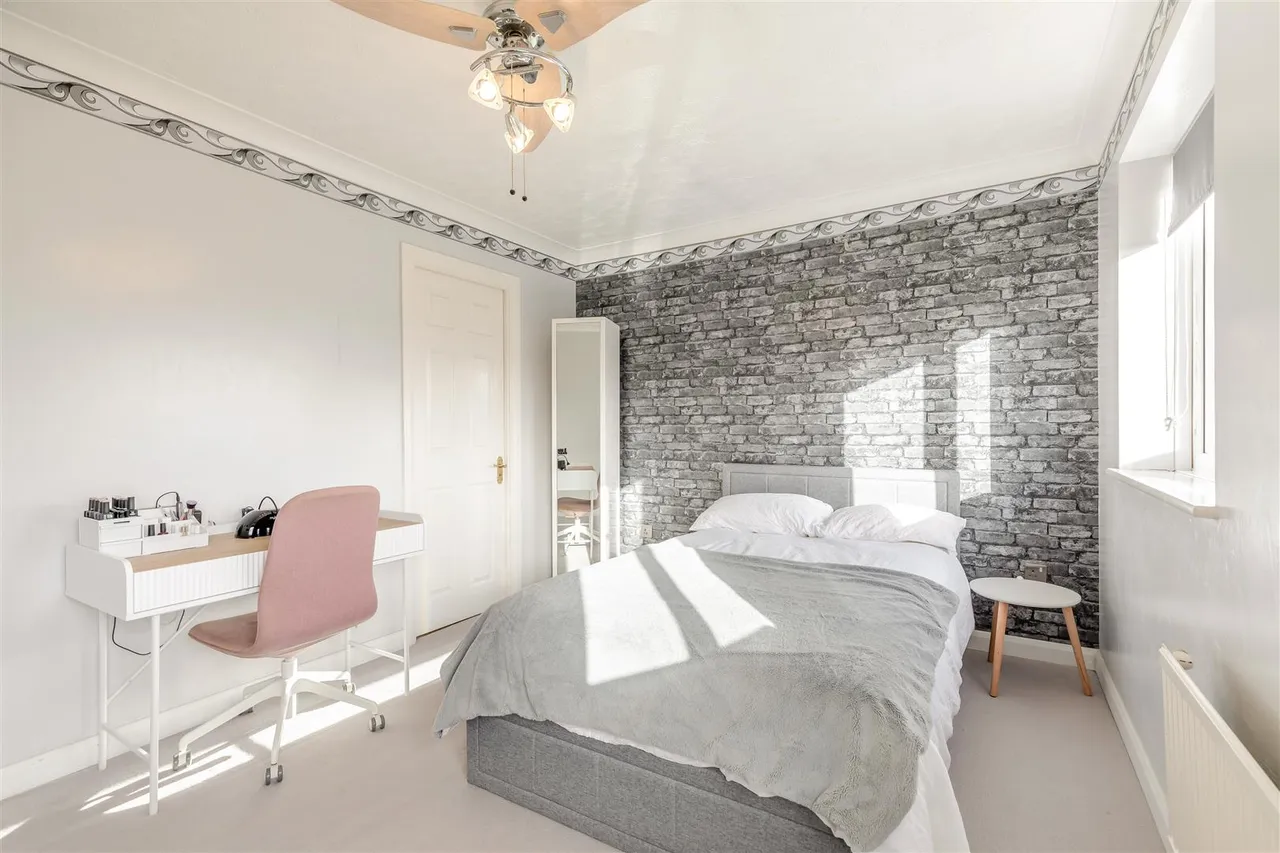 Hazelwood Drive, Maidstone, photo 7