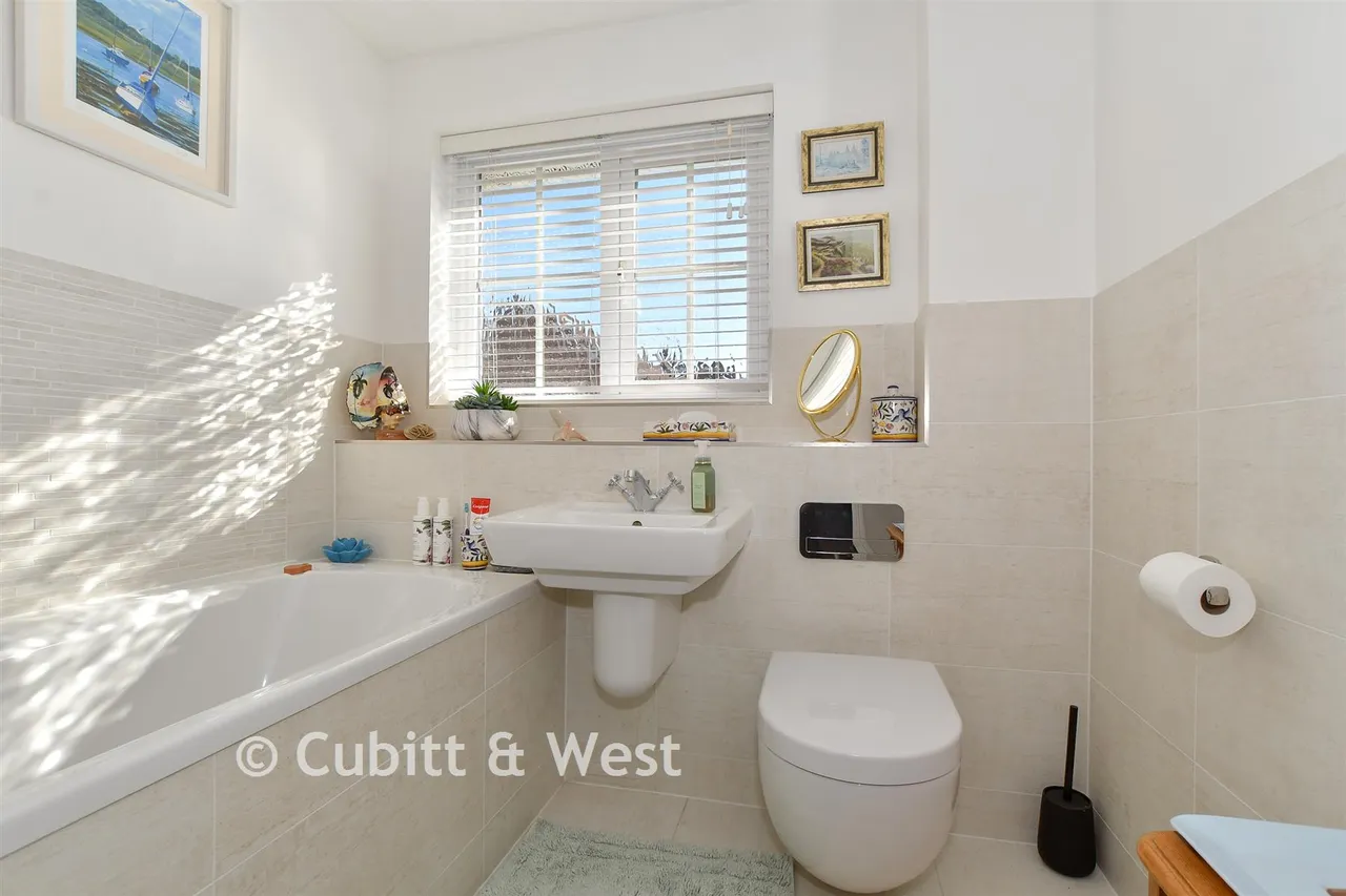 Willard Way, Ashington, RH20, photo 12