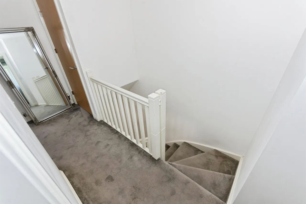 Farm Drive, Northfield, B31, photo 5