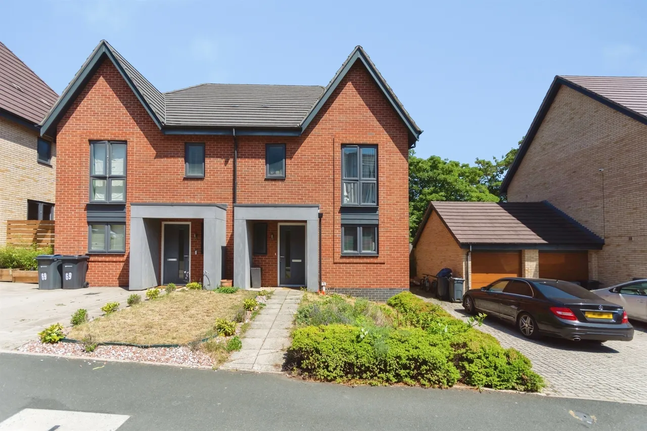 3 bed house for sale, Farm Drive, Northfield, B31