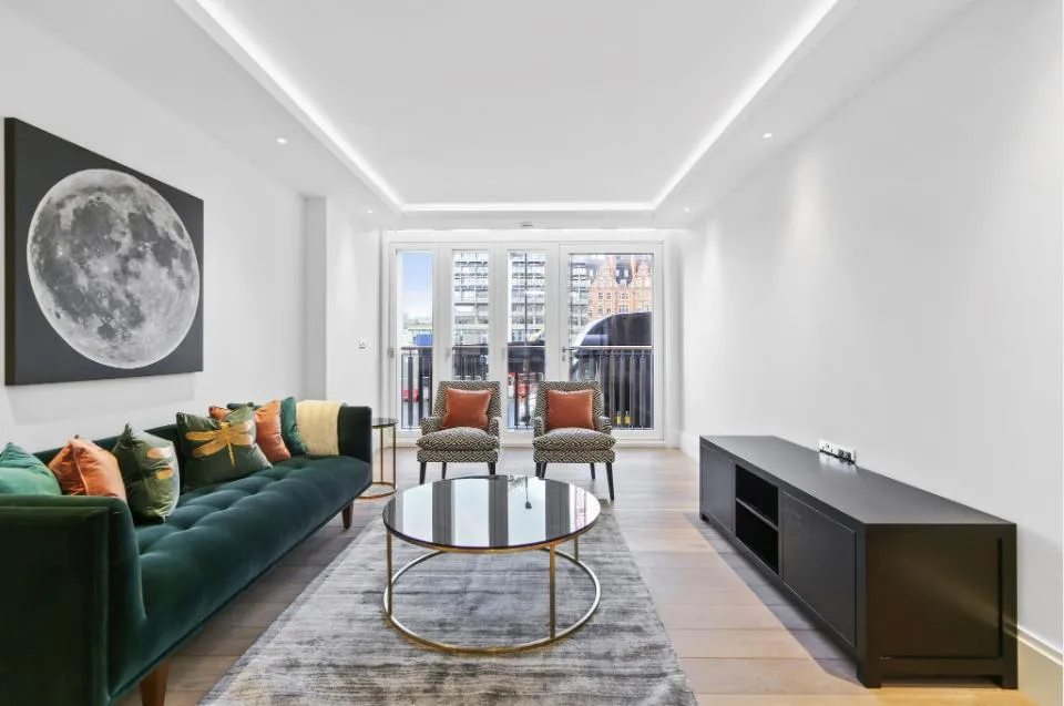 2 bed flat to rent — Temple House, 190 Strand, Strand, WC2R