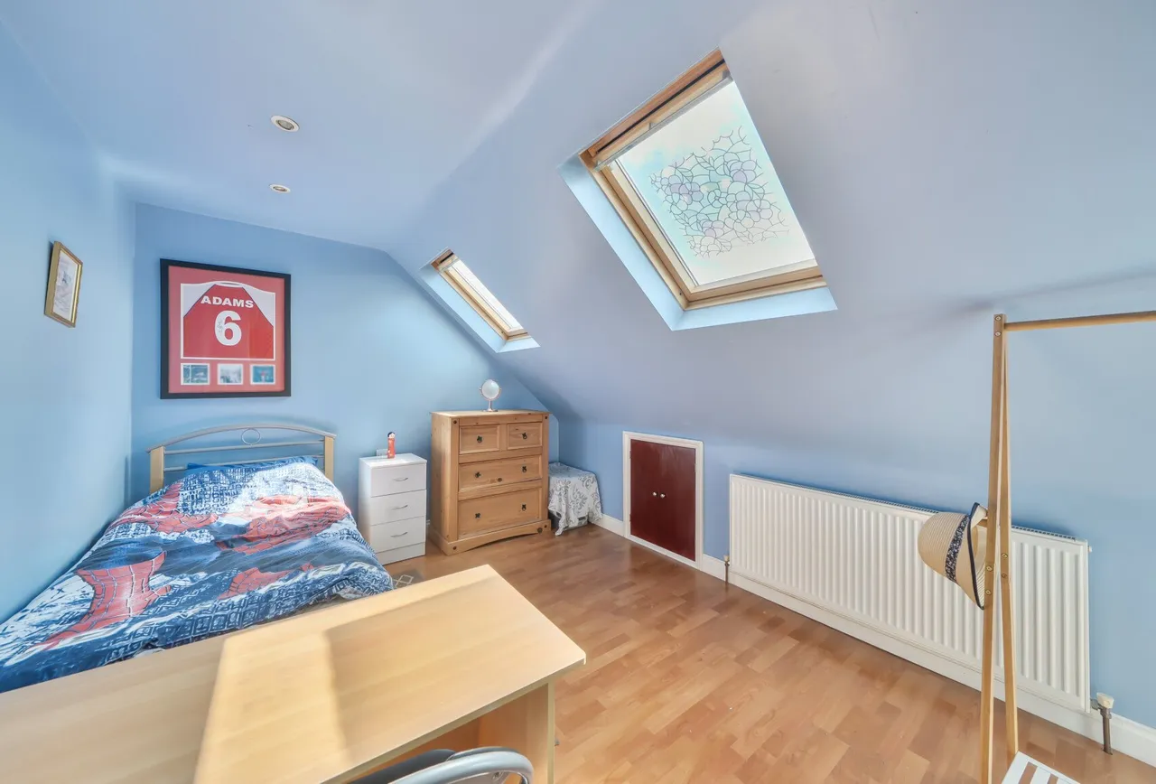 Rose Glen, London, NW9 0JR, photo 5