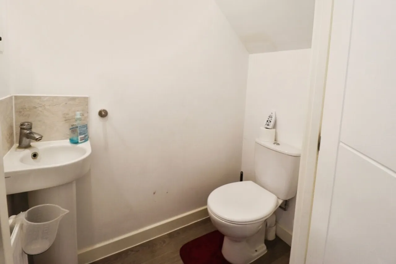 Westhorpe Avenue, photo 4