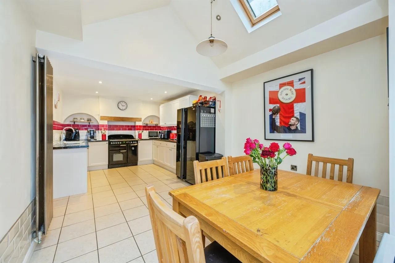 Mayfield Road, Ashbourne, photo 4