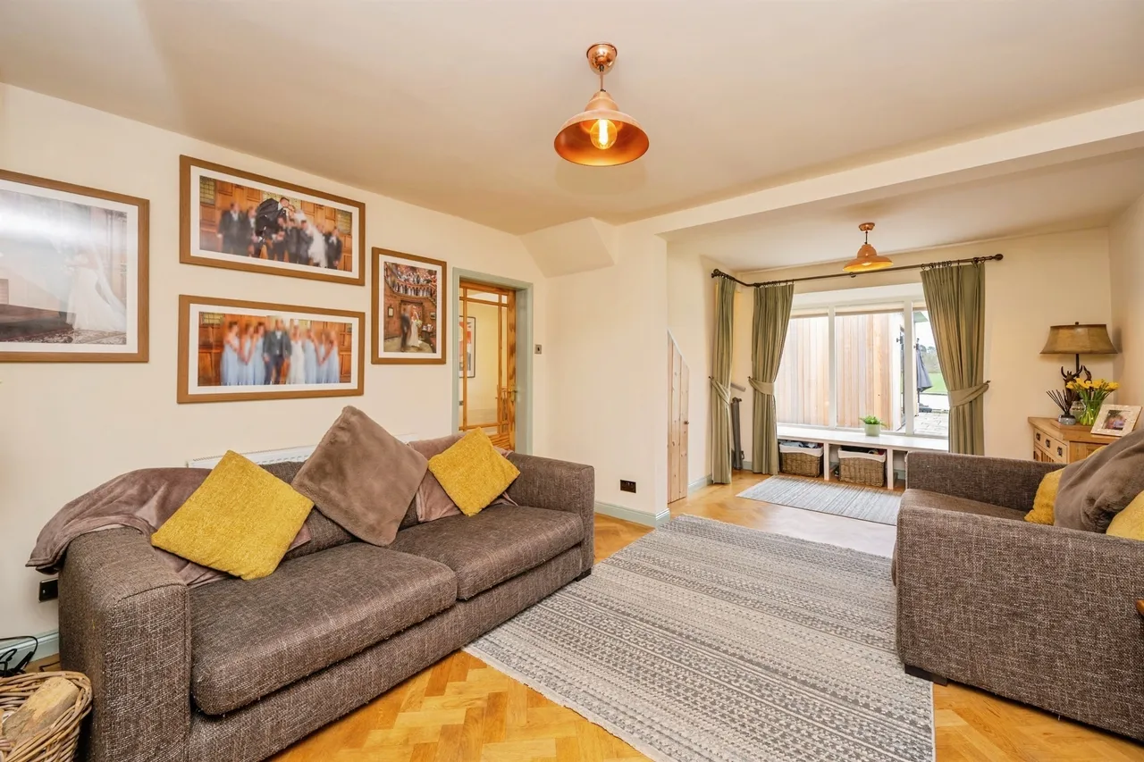 Mayfield Road, Ashbourne, photo 9