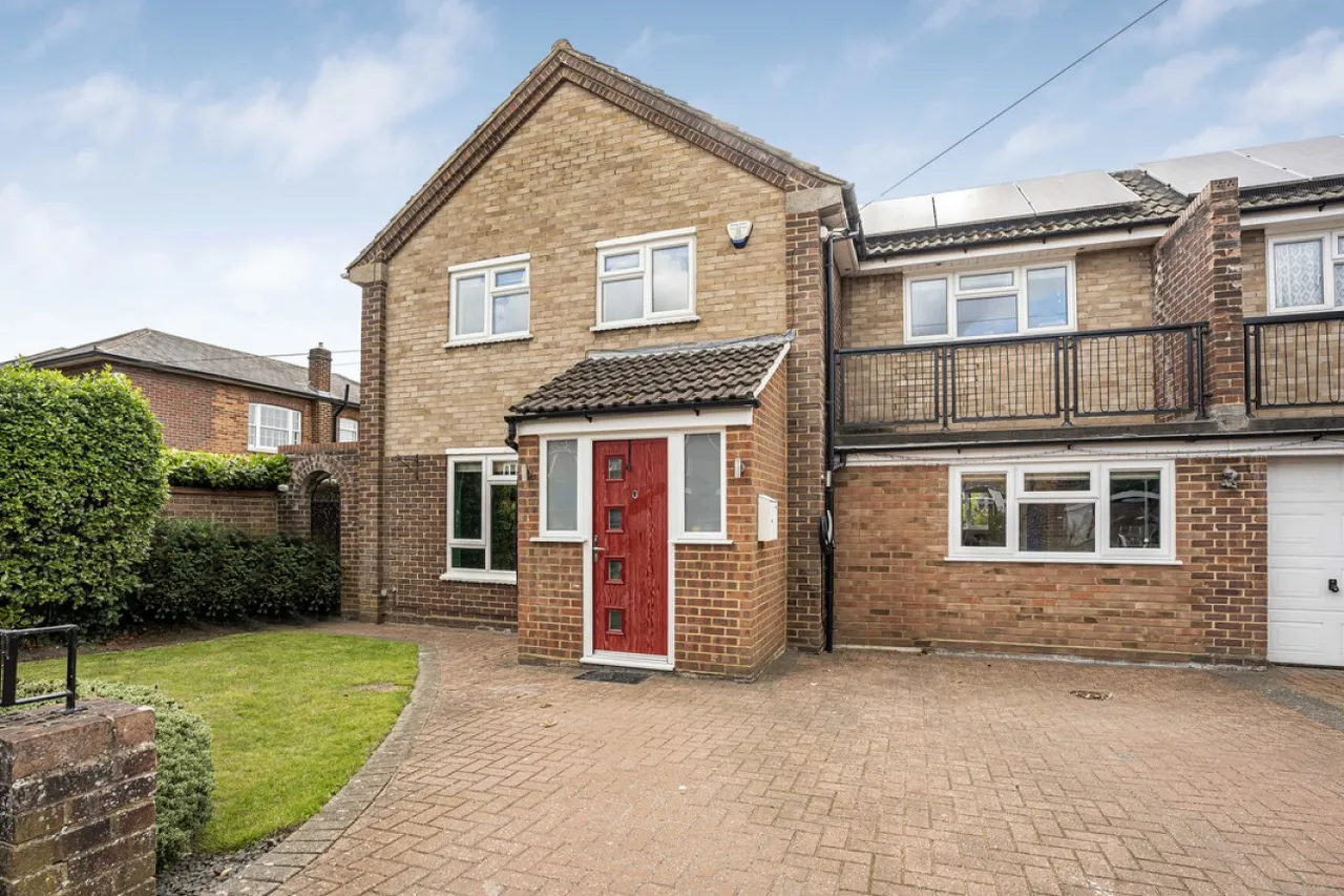 4 bed house for sale — Richardson Close, London Colney, AL2 1QW