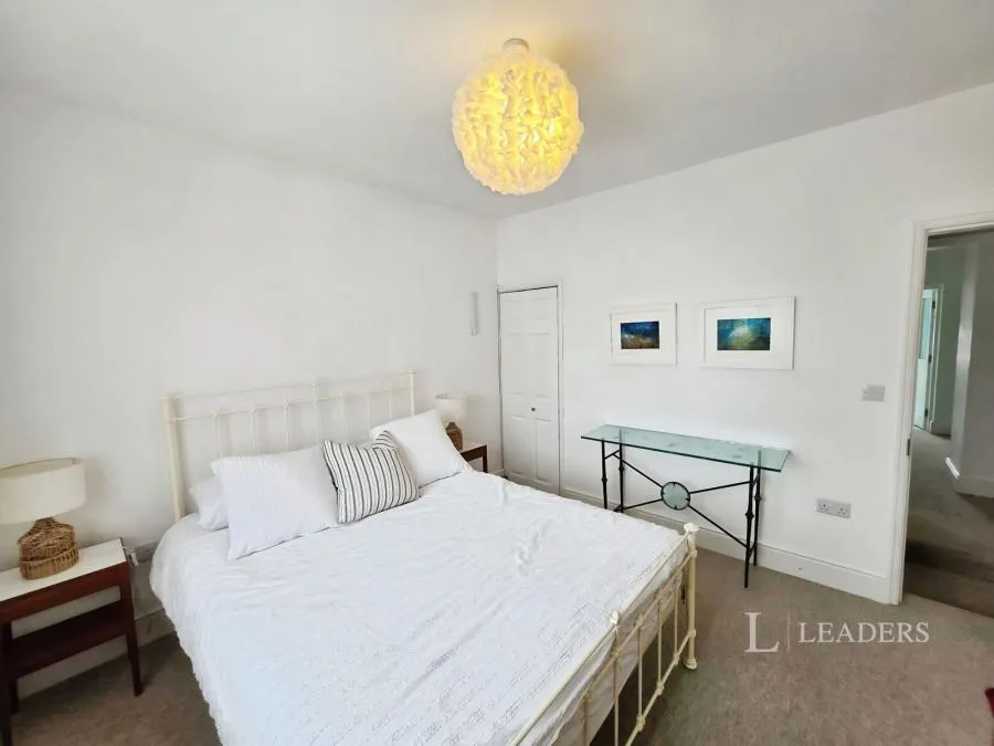 Doughty Street, Stamford, PE9, photo 11