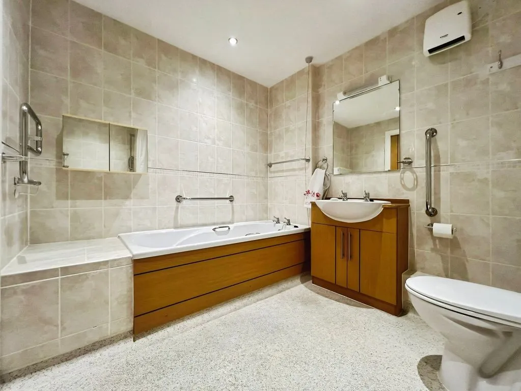 Henderson Court Newcastle Upon Tyne NE20 9GY, NE20, photo 16
