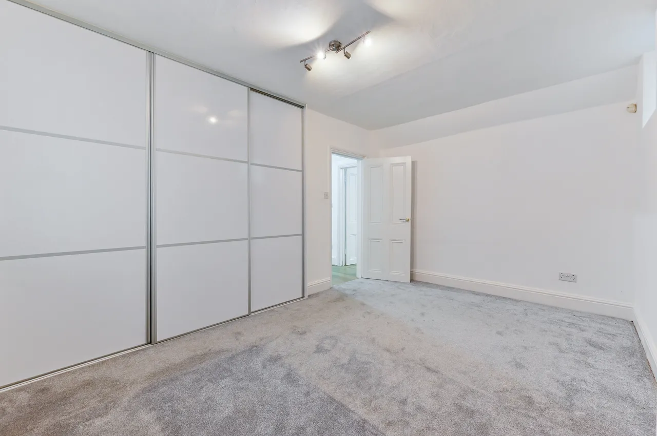 Flat 1, 30 West End Lane, London, photo 12