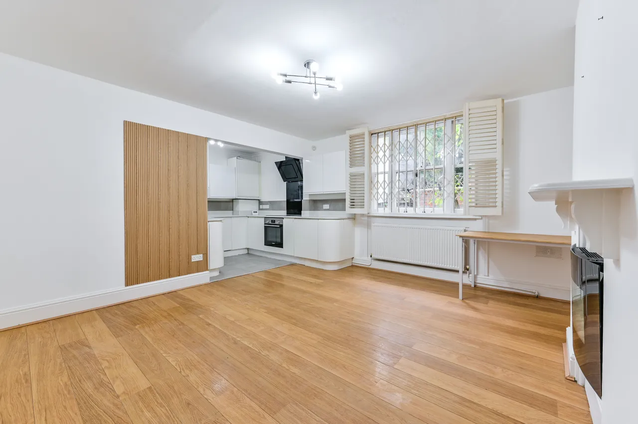 Flat 1, 30 West End Lane, London, photo 11