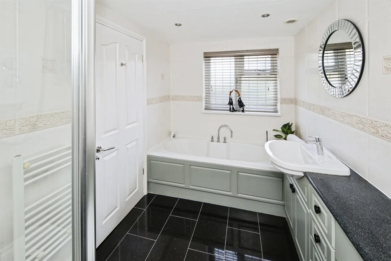 Windmill Lane, Balsall Common, CV7, photo 17