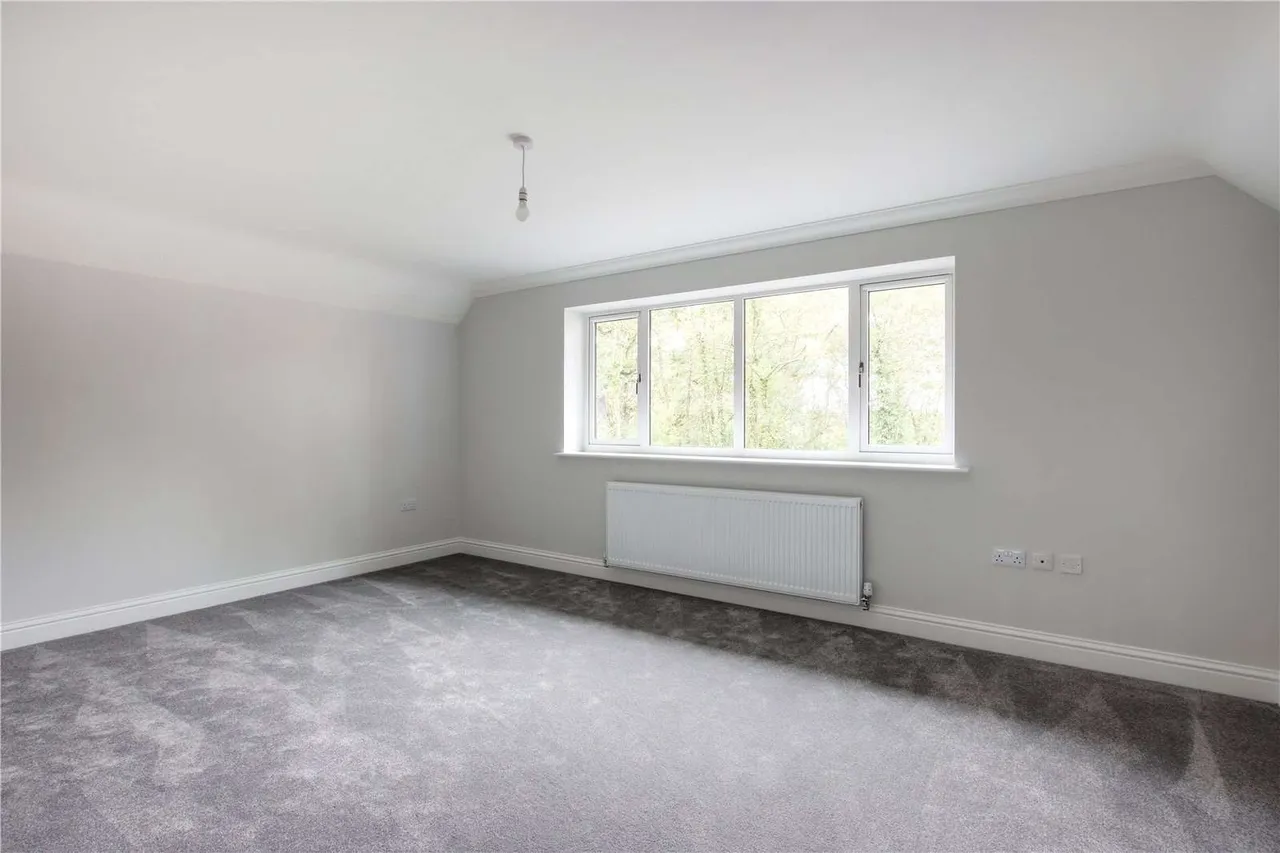 Claygate Road, Yalding, ME18, photo 10