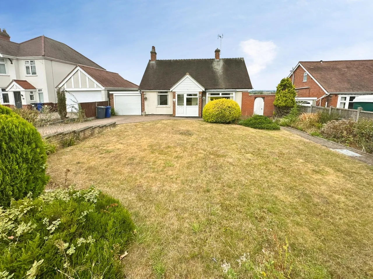 2 bed house for sale, Field Lane, Burton-On-Trent, DE13