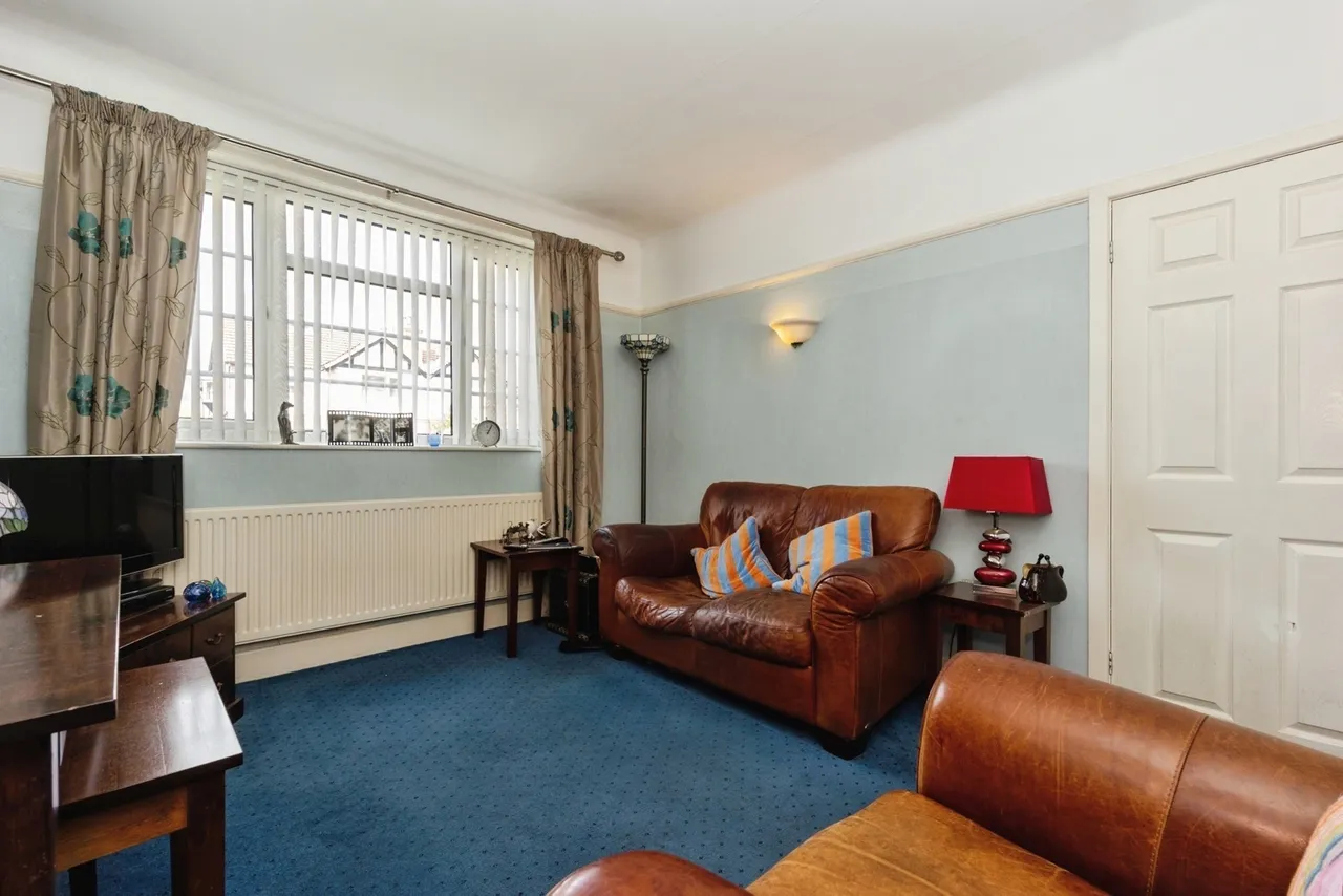 Friars Road, Sale, Greater Manchester, M33, photo 3
