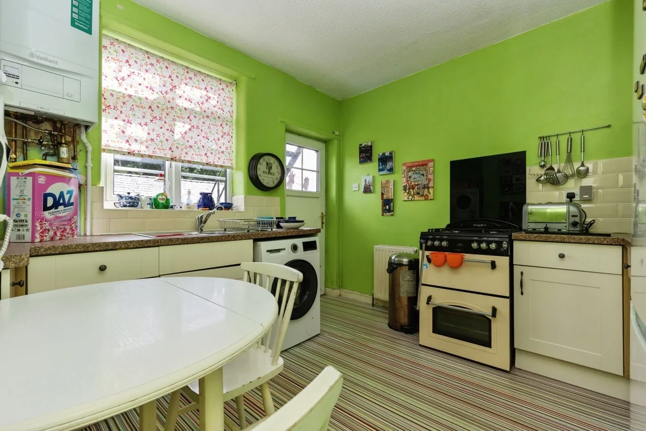 Friars Road, Sale, Greater Manchester, M33, photo 6