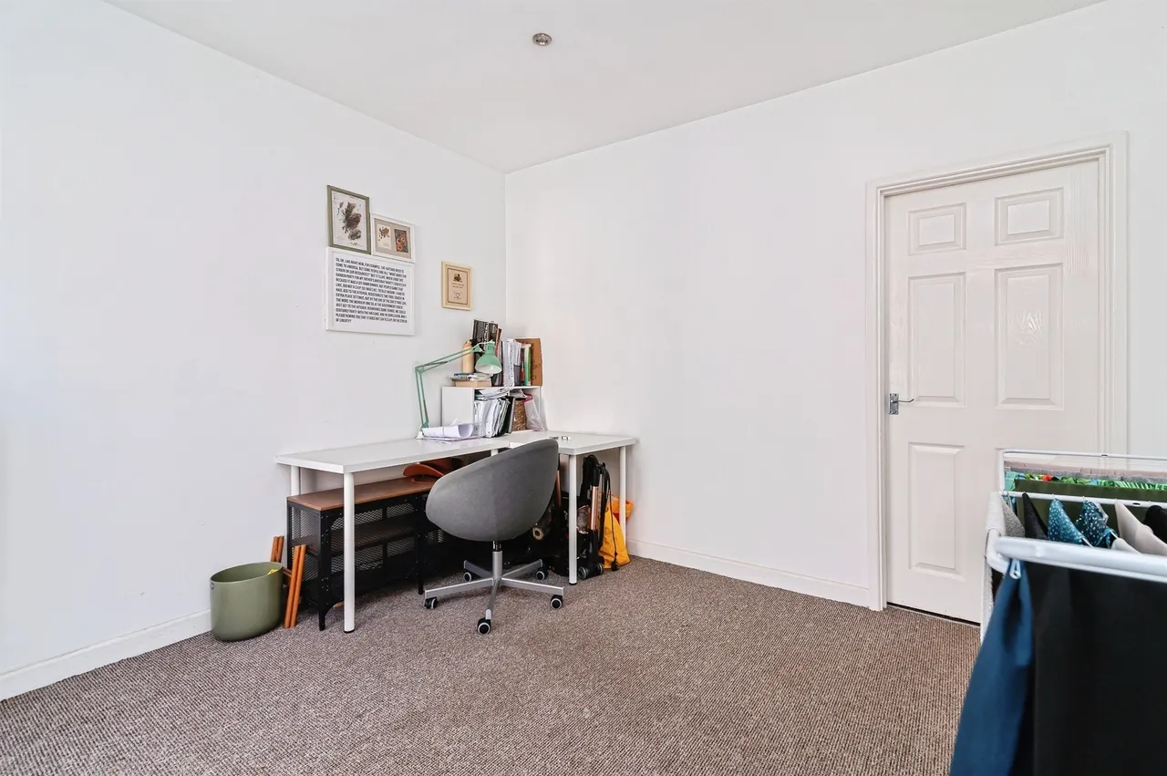 Wallis Street, Nottingham, NG6, photo 3