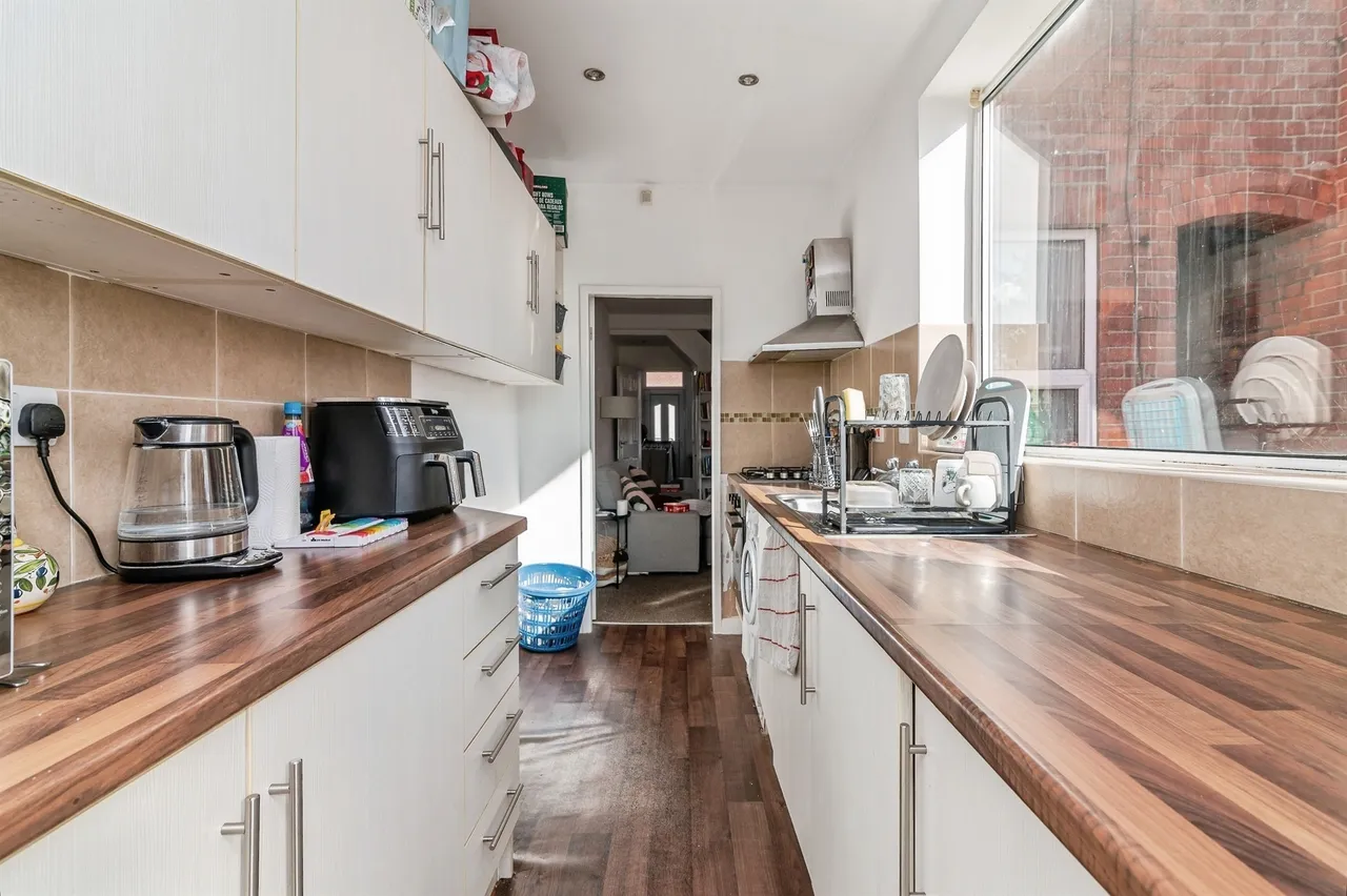 Wallis Street, Nottingham, NG6, photo 12