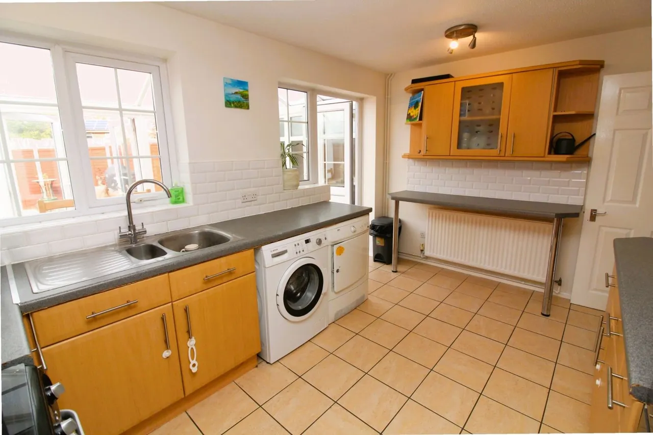 Purley Drive, Bridgwater, TA6, photo 8