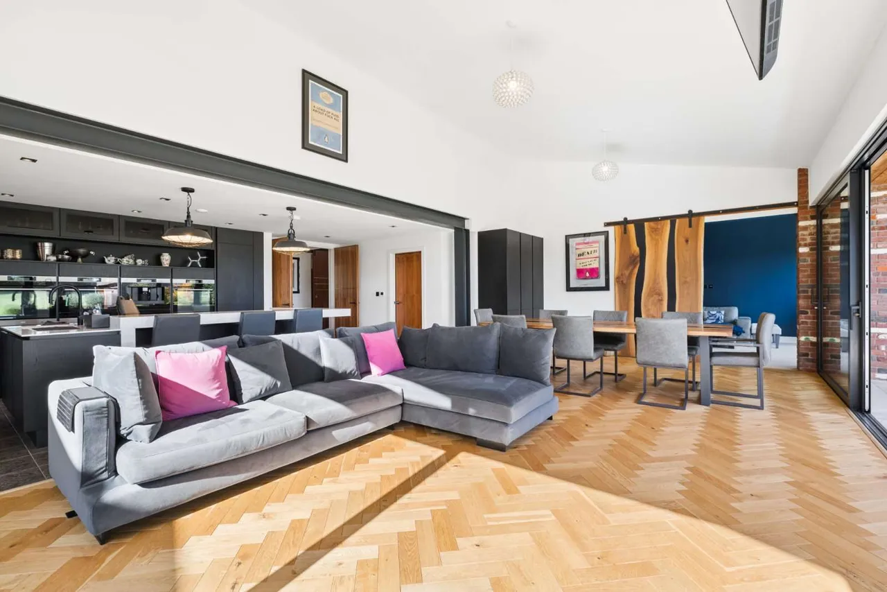 Deerlands Lane, Dunsfold, GU8, photo 6