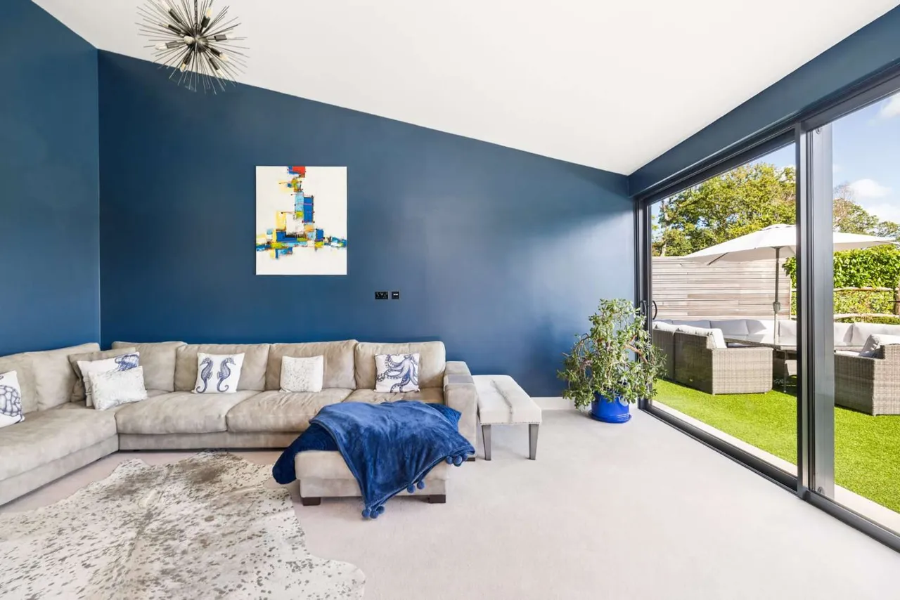Deerlands Lane, Dunsfold, GU8, photo 9