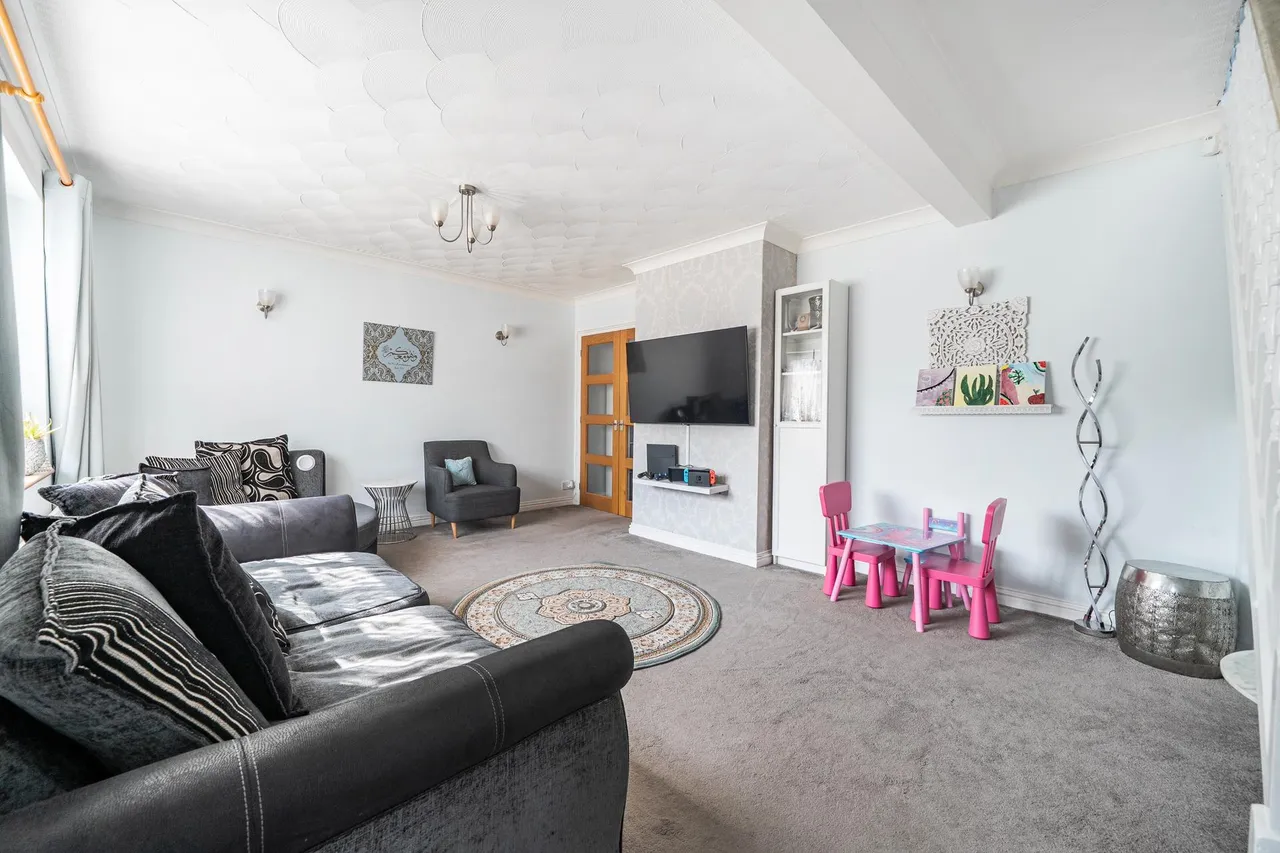 Blumfield Crescent, Burnham, SL1, photo 4