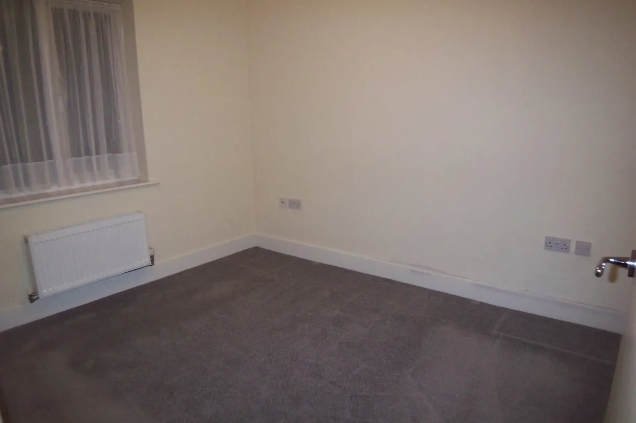 Black Eagle Drive, Northfleet, Graves..., photo 3