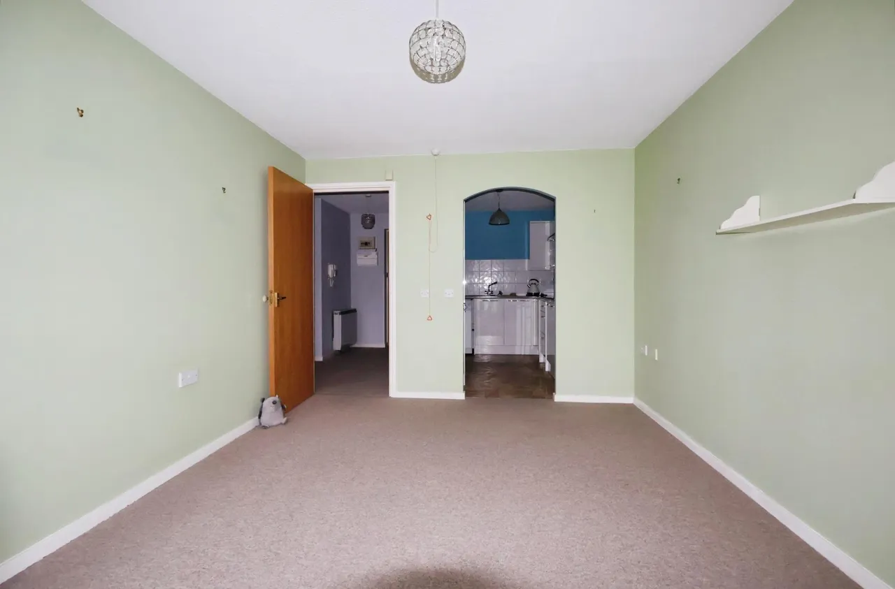 Regal Court, Bancroft, Hitchin, photo 10