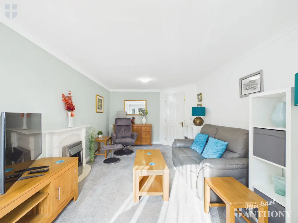 Croft road, Aylesbury, HP21, photo 9