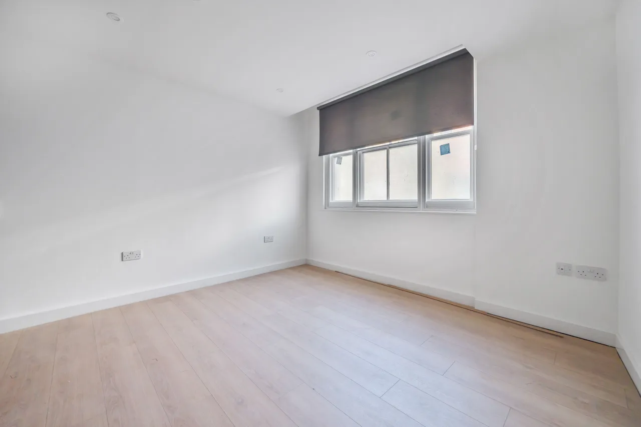 Flat 13, Monckton House, 70-72 King Street, Maidstone, photo 3