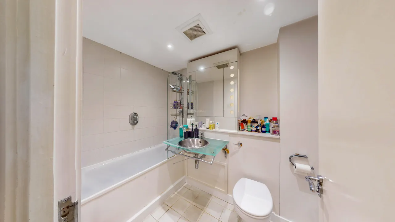 Turnmill Street, EC1M, photo 9