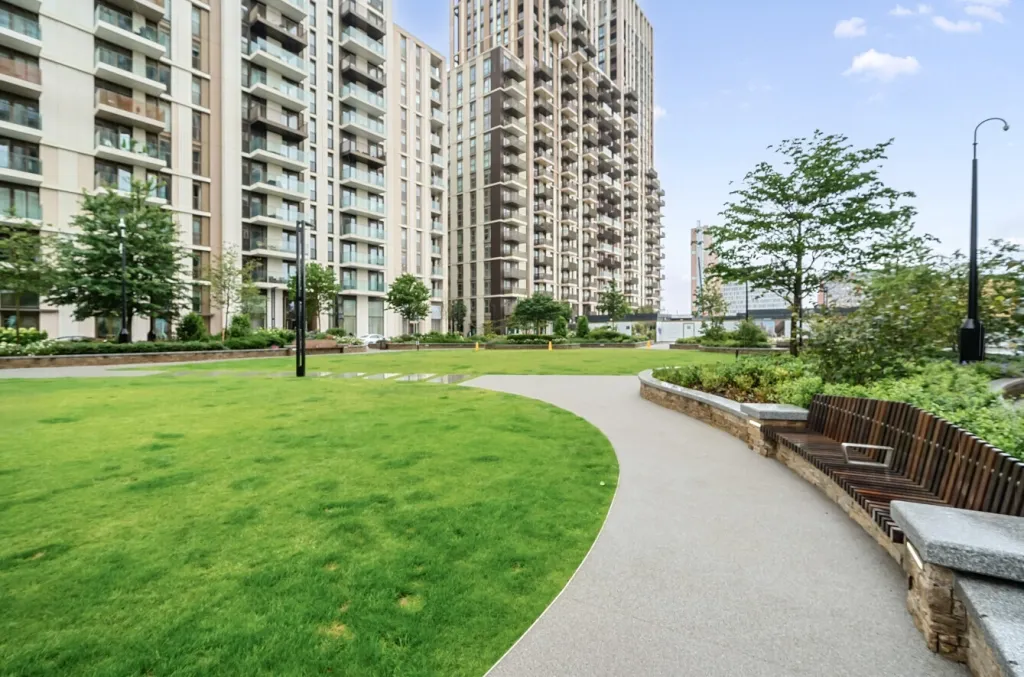 Cascade Way, White City, W12, photo 7