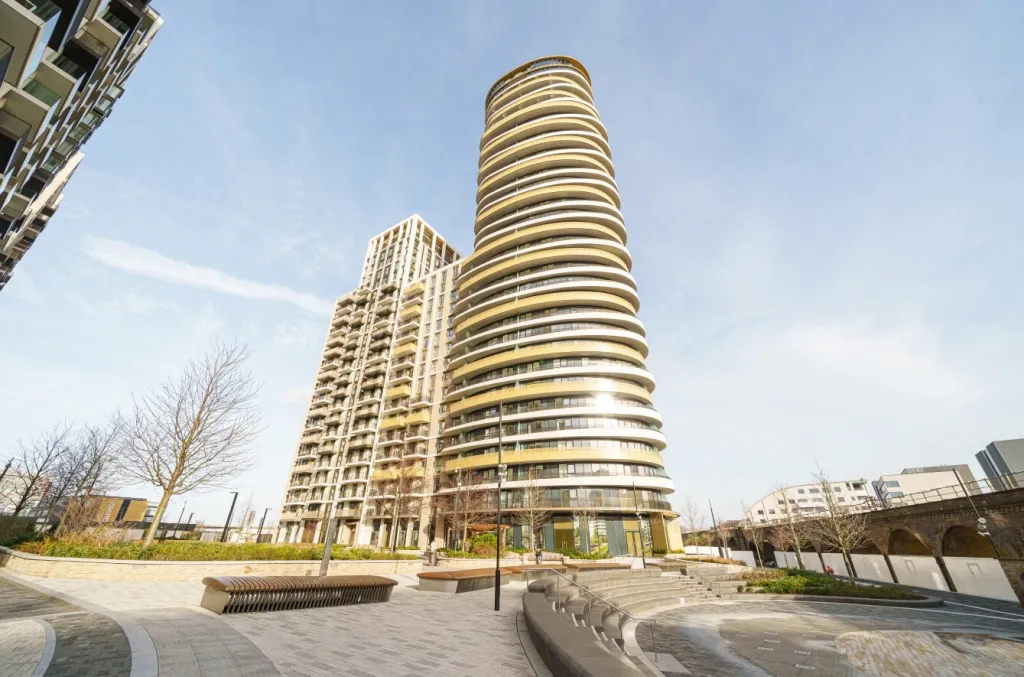 Cascade Way, White City, W12, photo 16