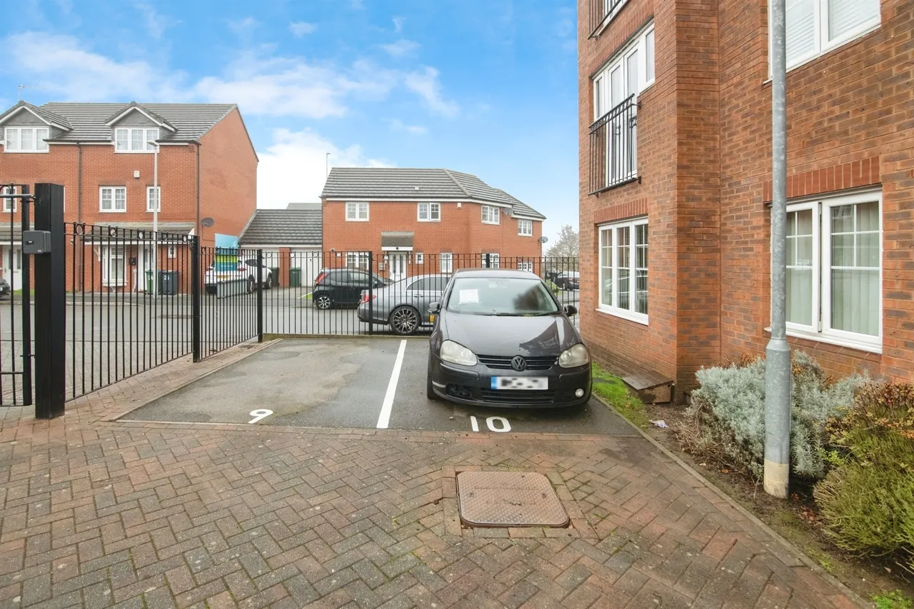 Westley Court, West Bromwich, B71, photo 11