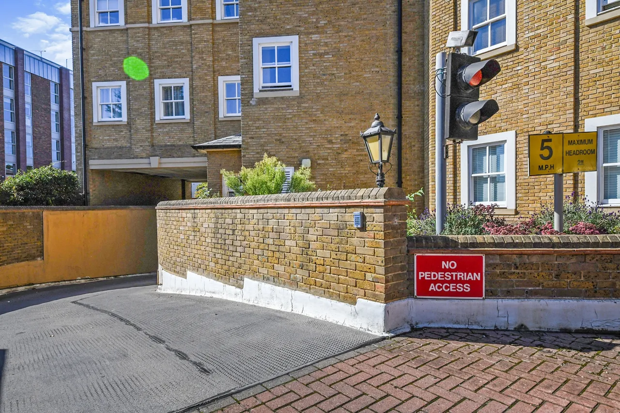 Broomfield Road, Chelmsford, Essex, CM1, photo 9