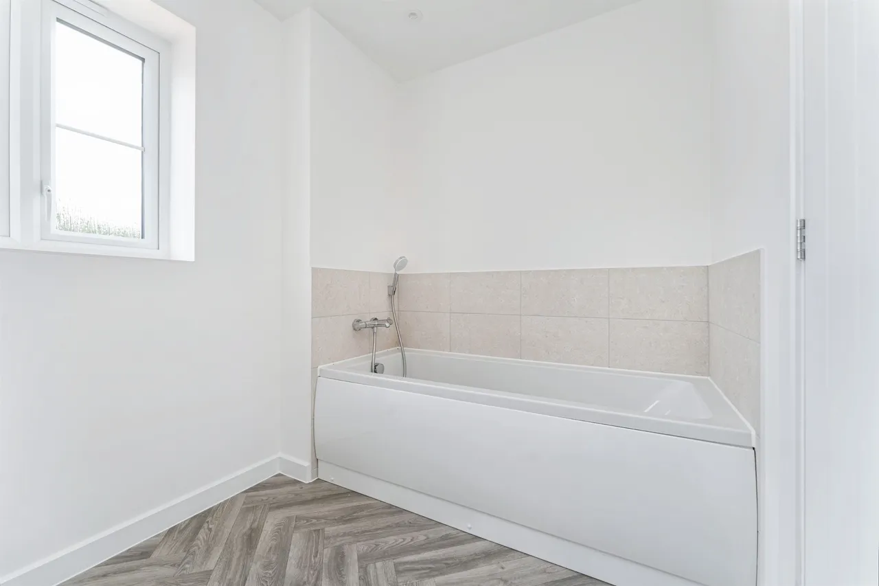 Salix Way, Somersham, PE28, photo 15
