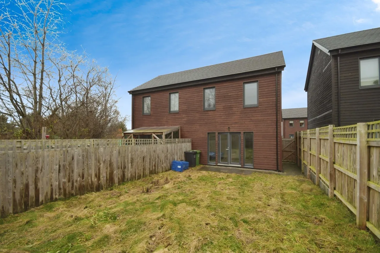 Comley Drive, Chesterfield, Derbyshire, S41, photo 11