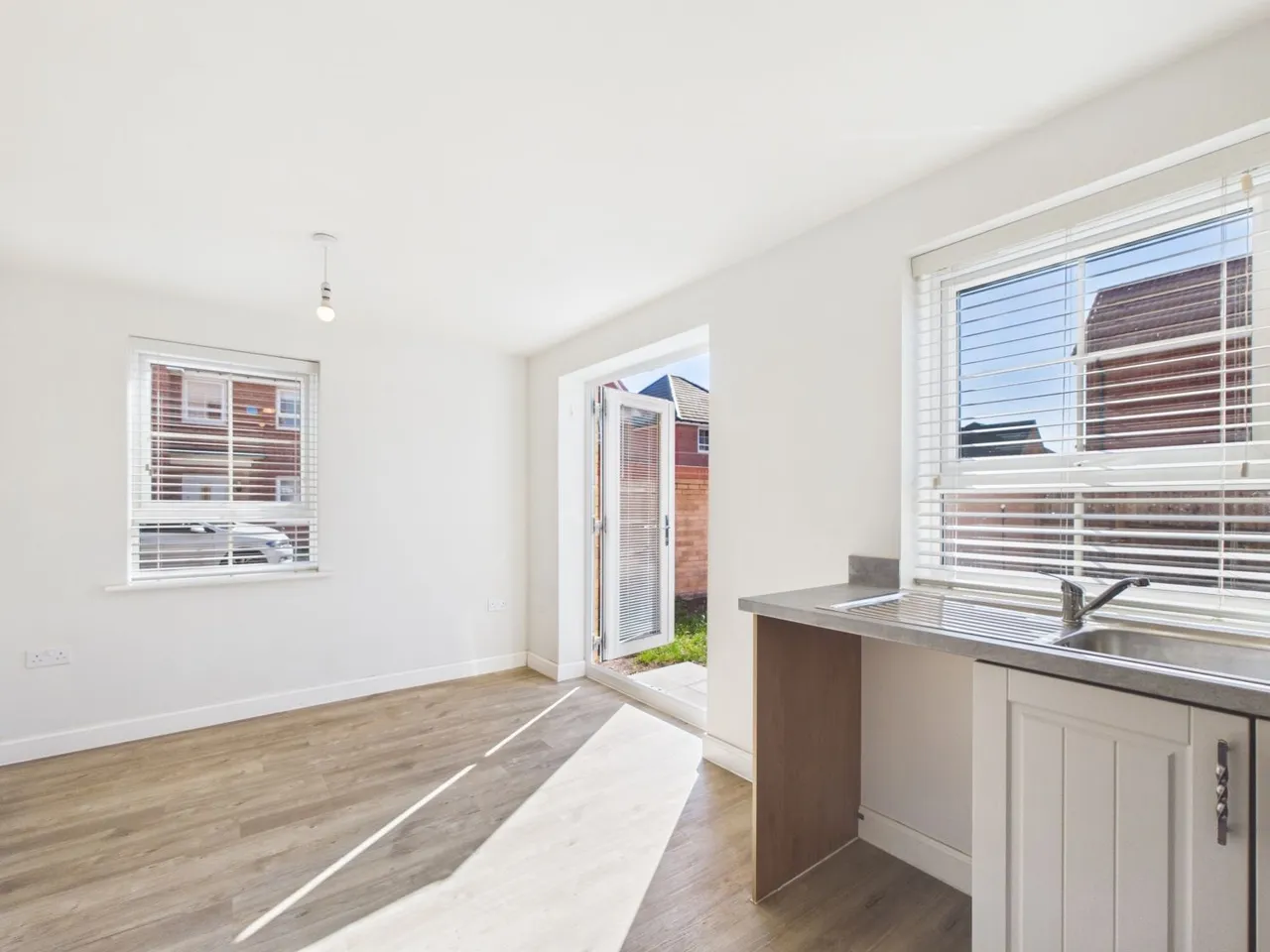 Widnall Drive, Bingham, NG13, photo 3