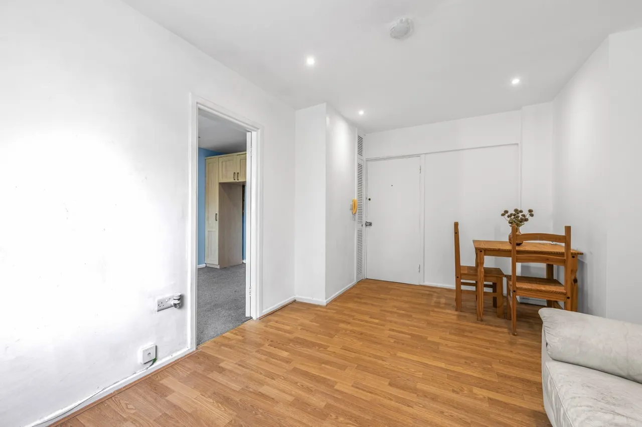Upper Richmond Road, Putney, SW15, photo 14