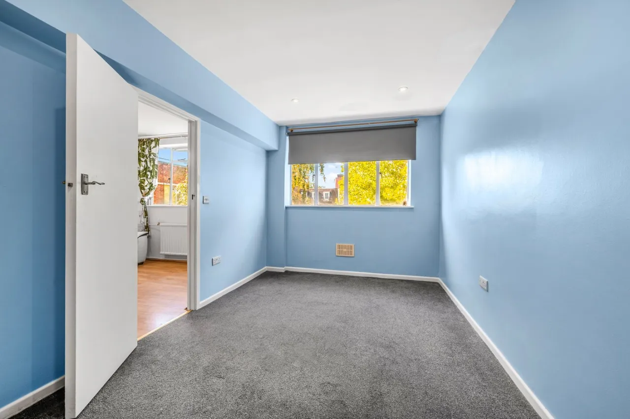 Upper Richmond Road, Putney, SW15, photo 10