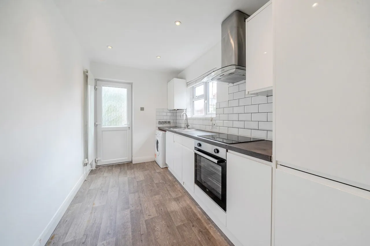 Shorndean Street, SE6, photo 2