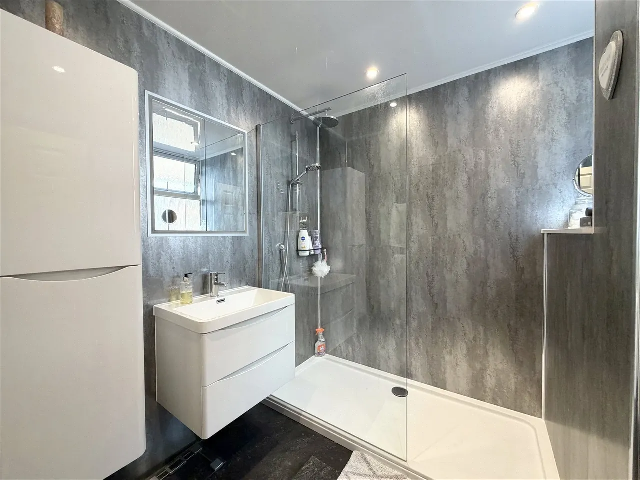 2 bed flat for sale — Wilderton Road, Poole, Dorset, BH13
