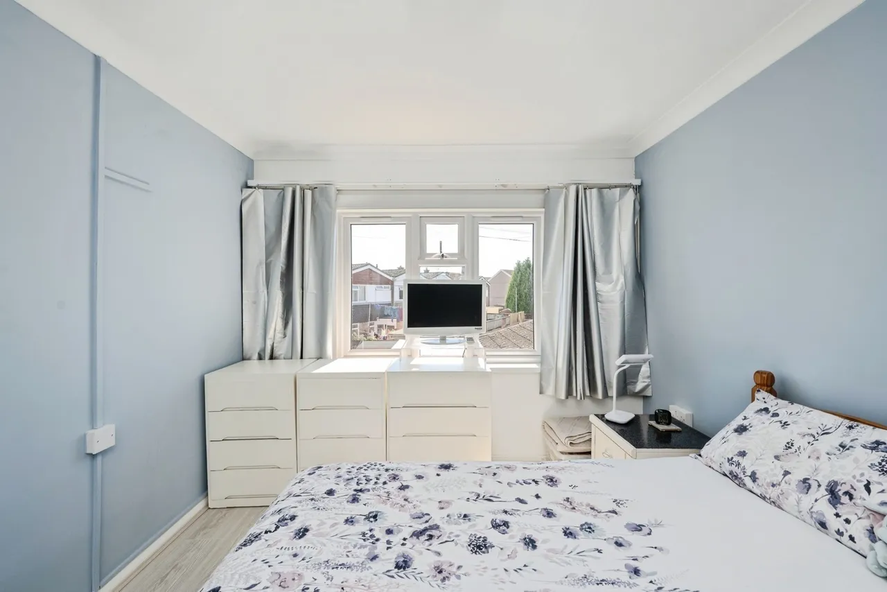 Trinity Road, Llanelli, SA15, photo 12