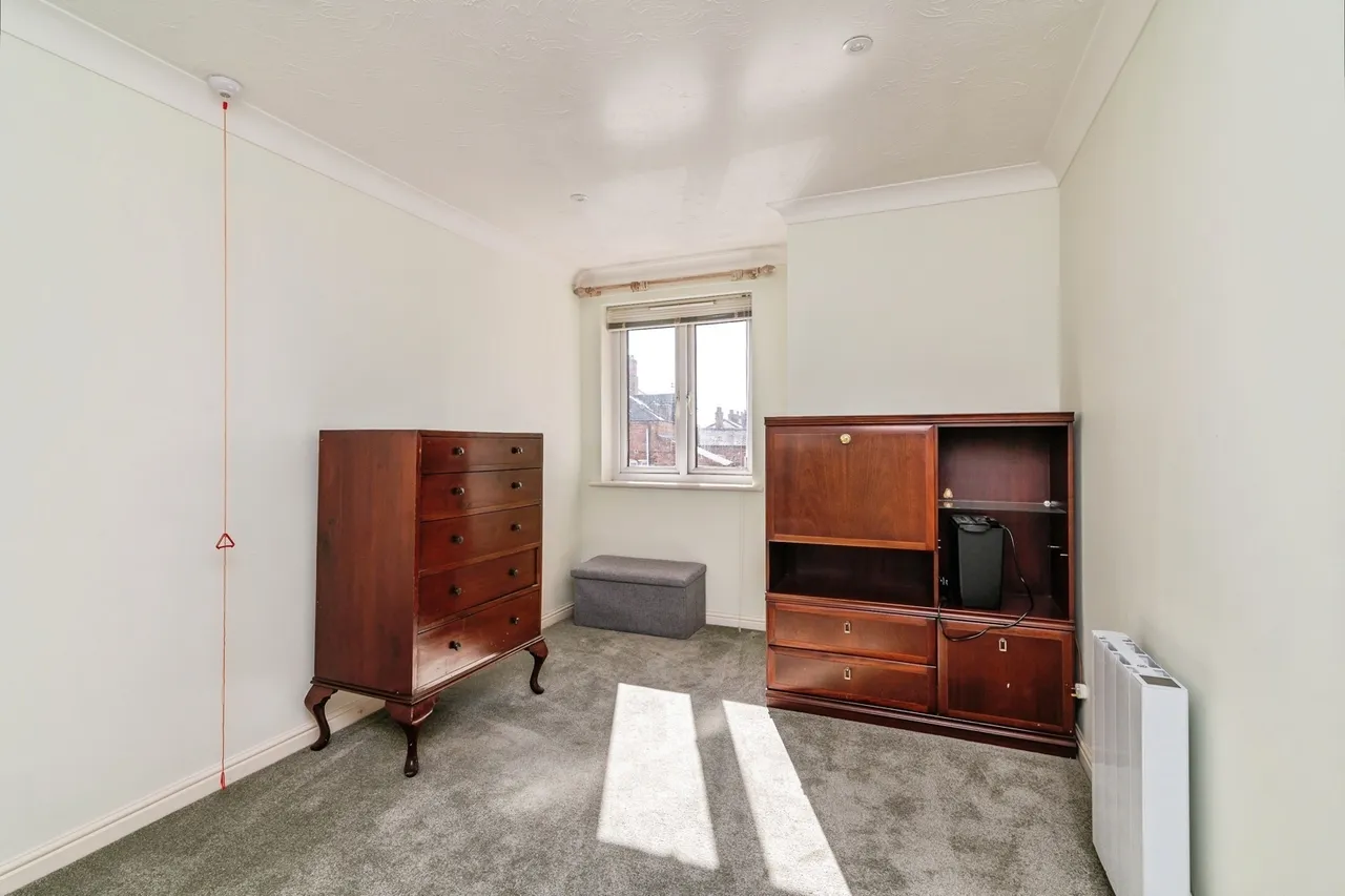 Brielen Court, Radcliffe-on-Trent, NG12, photo 8